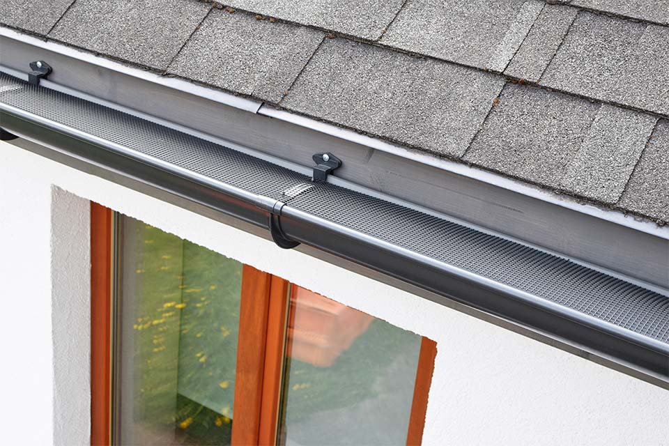 Top Notch Construction and Roofing - Gutters